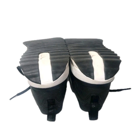 Nike Air Max Dawn Shoes Women's Size 10 Sneakers Black Summit White - Picture 7 of 8